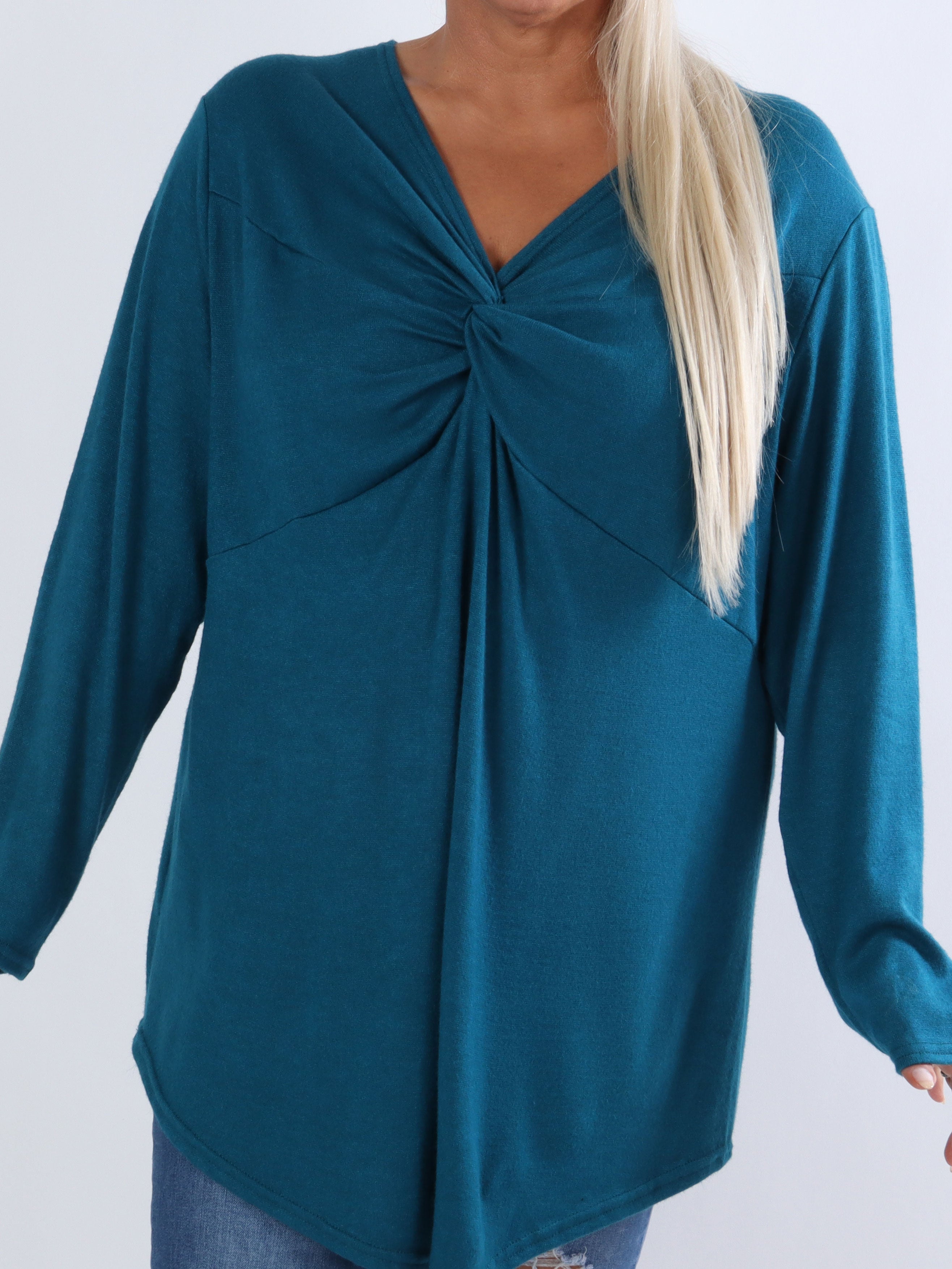 Linn - Blød plus size bluse med knude på brystet